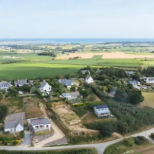 La De Pen Ar Menez Terre & Avec , Plouider France