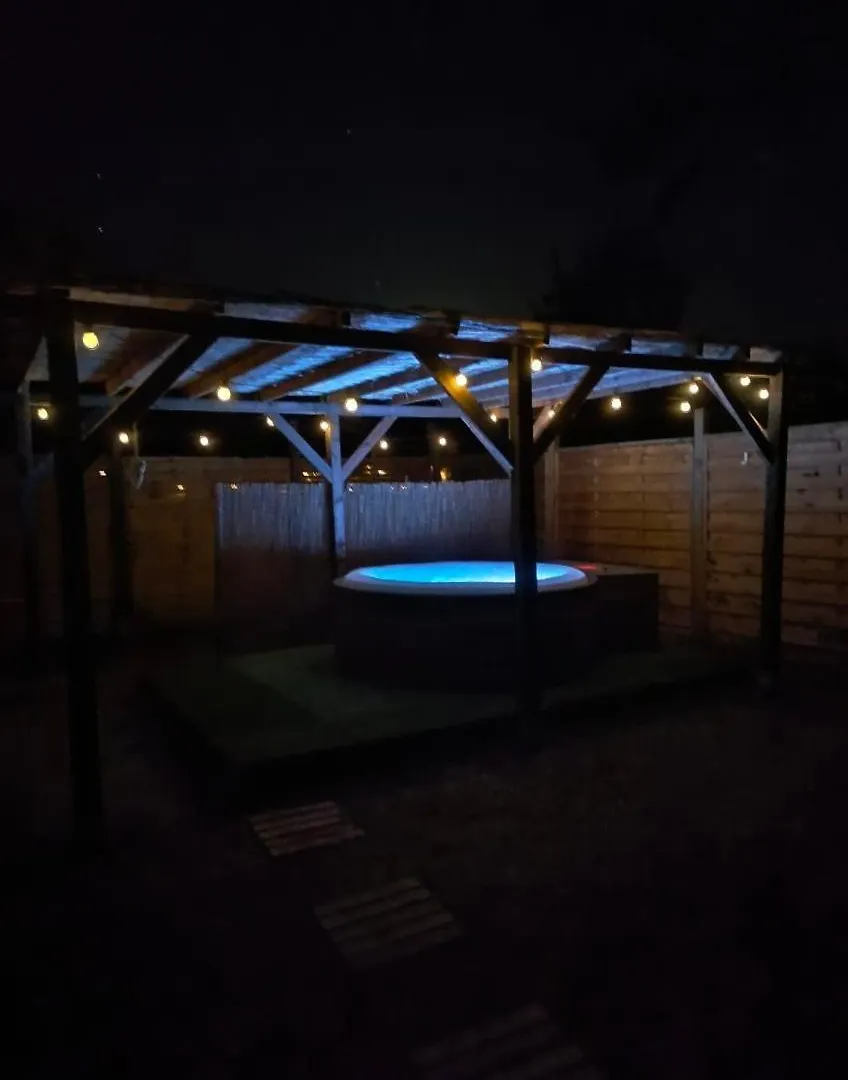 Hébergement de vacances Dependance Privee A La Campagne Avec Spa Saint-Cirice
